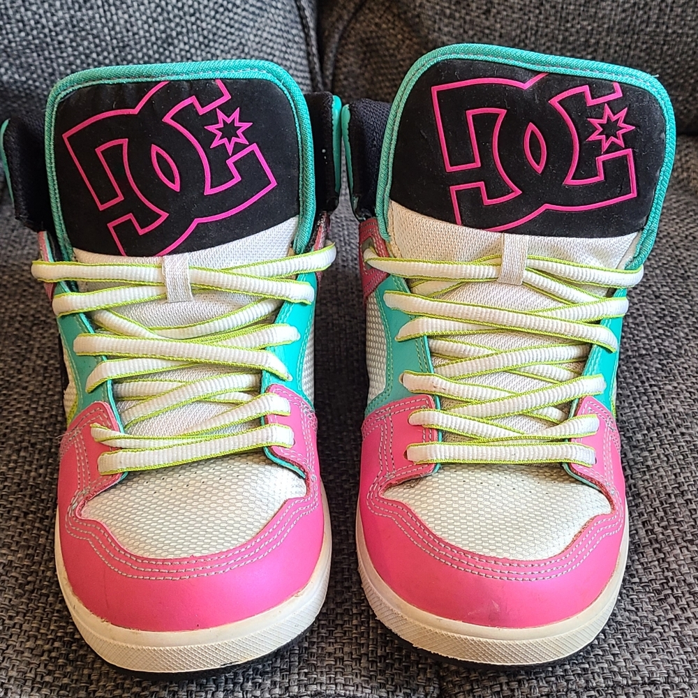 DC HighTop Skate Shoes Size 9